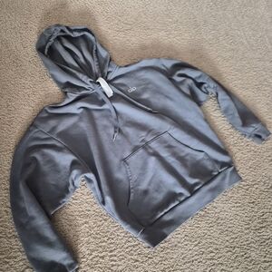 Sold. ALO ACCOLADE HOODIE XS STEEL GRAY
